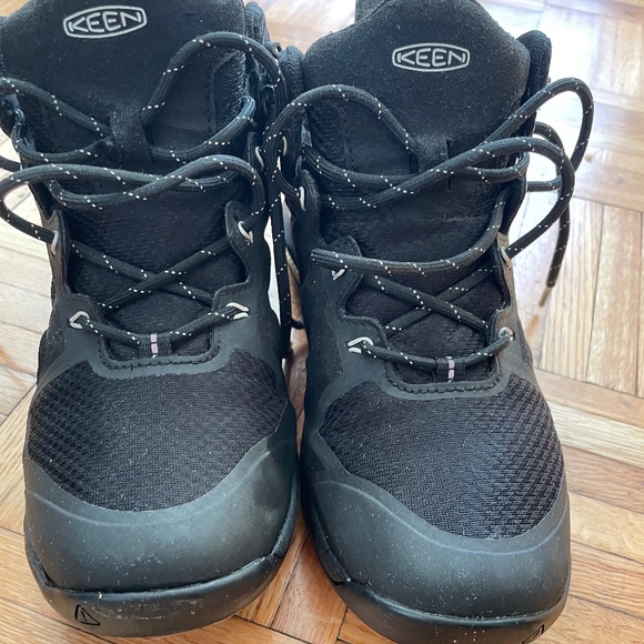 Keen boots - Picture 3 of 4